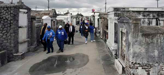 people in NewOrleans cemetery